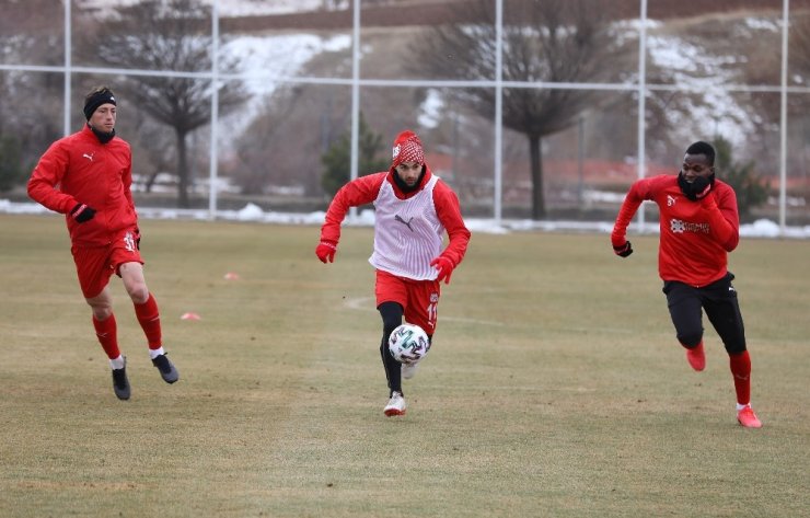 Sivasspor, Alanya hazırlıklarını sürdürdü