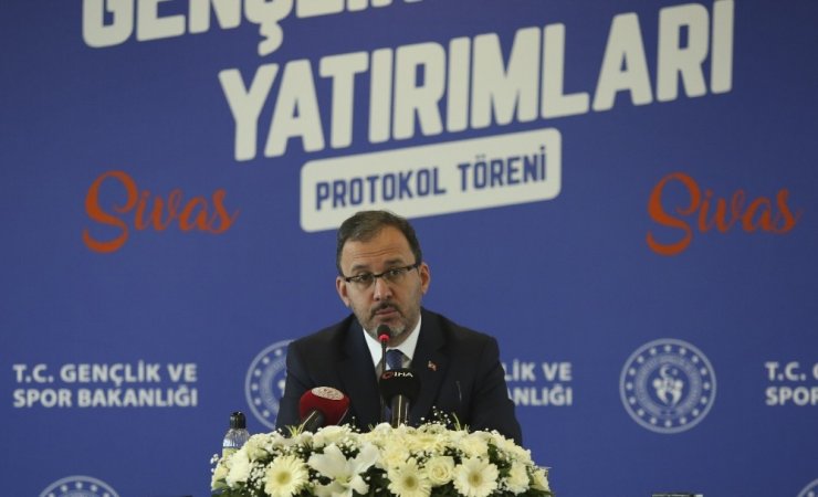 Bakan Kasapoğlu: "Sultan Şehir Sivas’ı sporda ve gençlikte de sultan şehir göreceğiz"