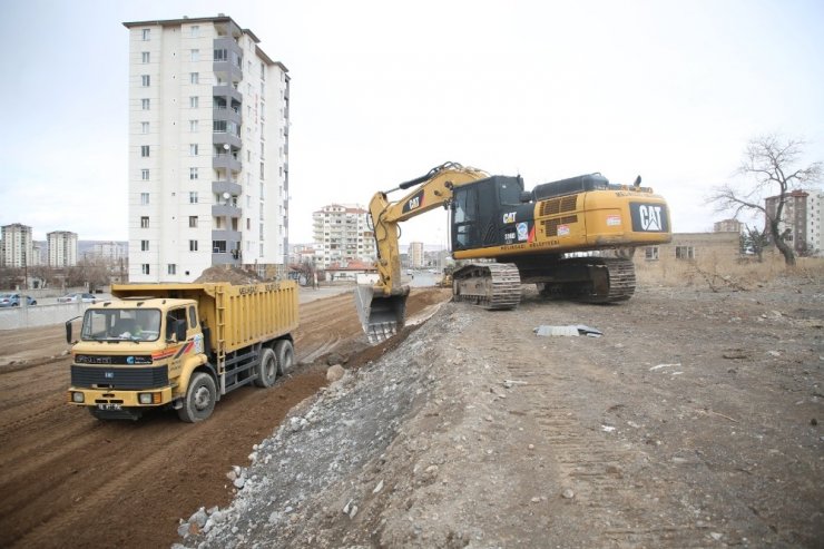 Esentepe’deki yeni bağlantı yolu ile trafik rahatlayacak