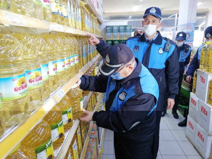 Aksaray’da yaka kameralı zabıtalar denetimlere başladı