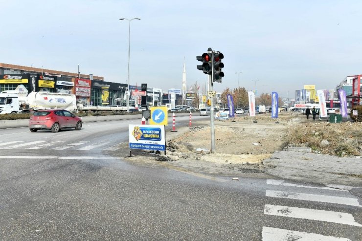 Şaşmaz Bulvarı’ndaki trafik sorunu çözülüyor