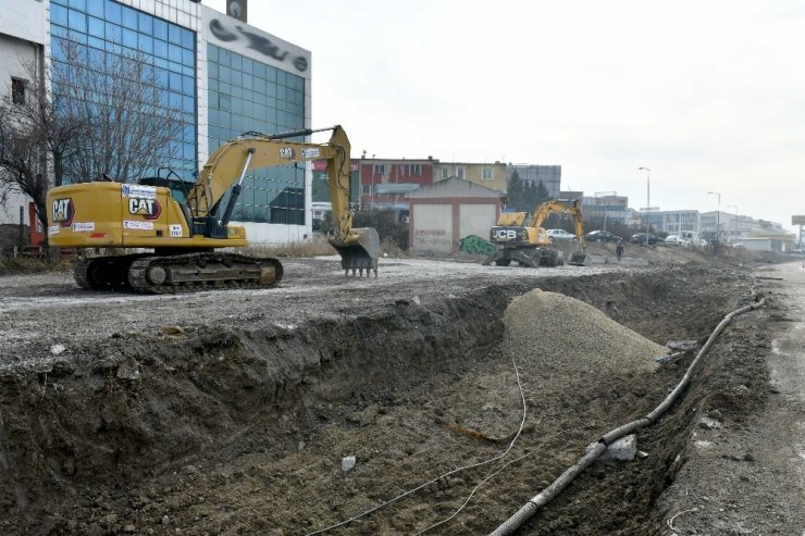 Şaşmaz Bulvarı’ndaki trafik sorunu çözülüyor