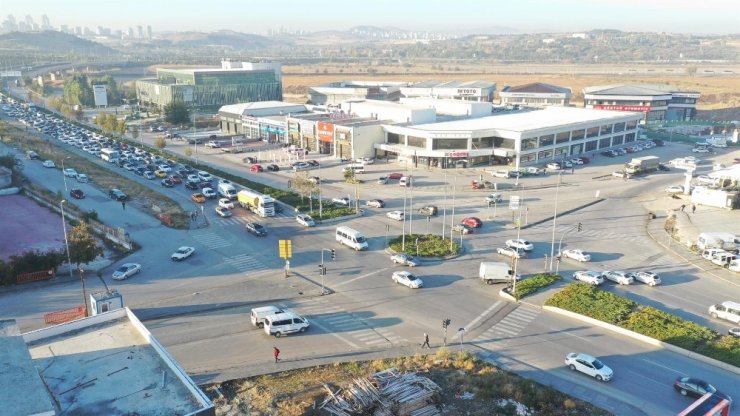 Şaşmaz Bulvarı’ndaki trafik sorunu çözülüyor