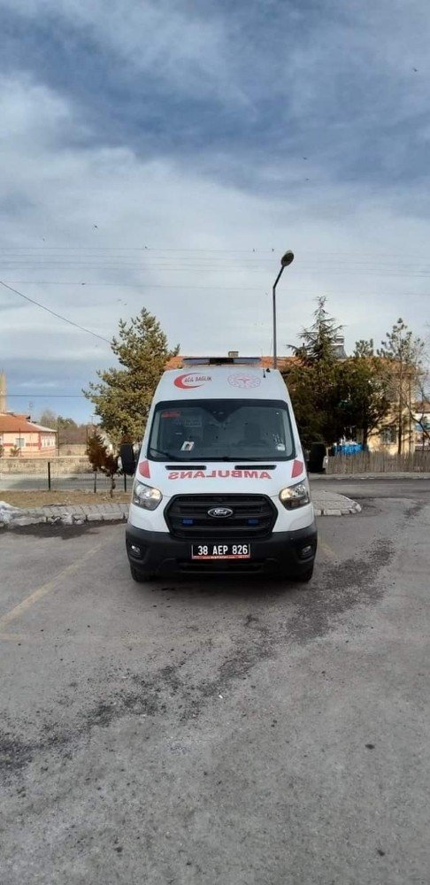 4X4 tam donanımlı ambulans Tomarza ilçesine tahsis edildi