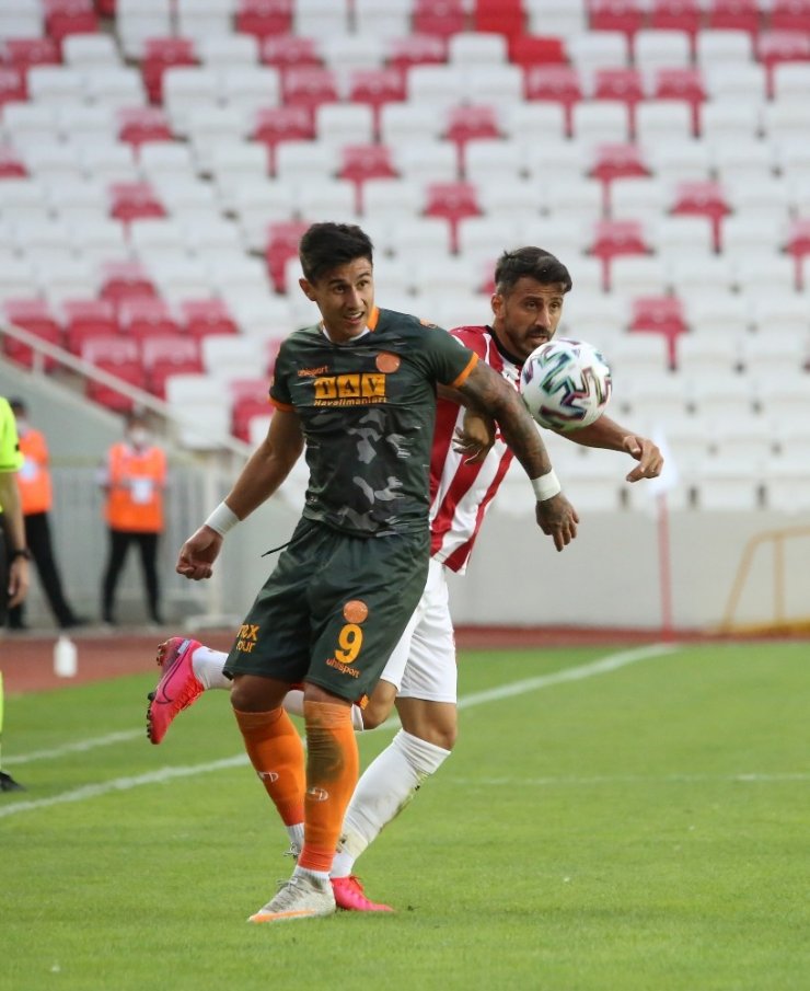 Alanyaspor ile Sivasspor 8. randevuda