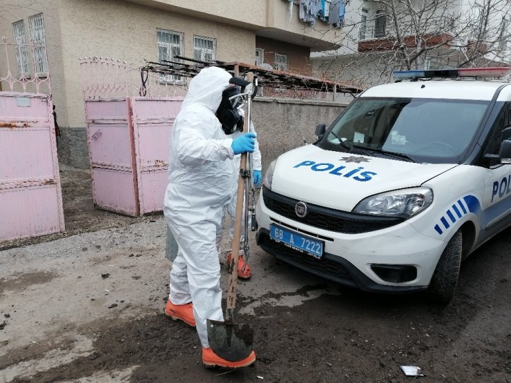 Aksaray’da toprak altında esrarengiz gömü paniği