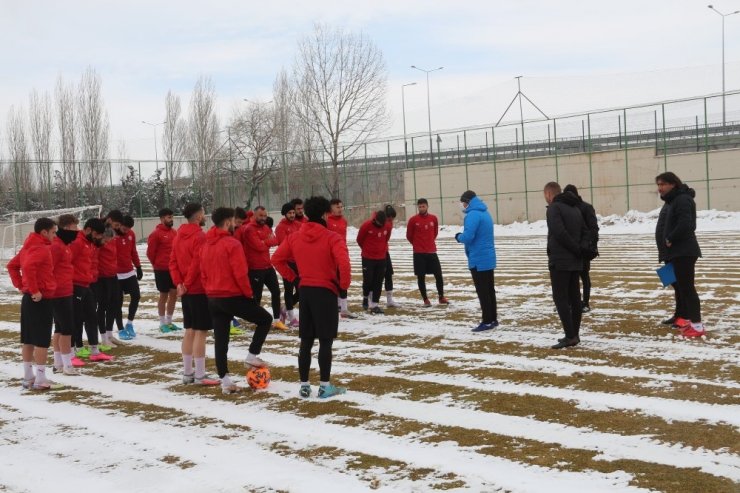 Sivas Belediyespor’da Bayburt maçı hazırlıkları başladı