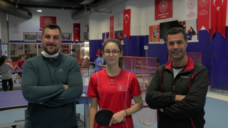 Kayserili masa tenisçisi olimpiyatlara giden ilk Türk uyruklu masa tenisi sporcusu olmayı hedefliyor