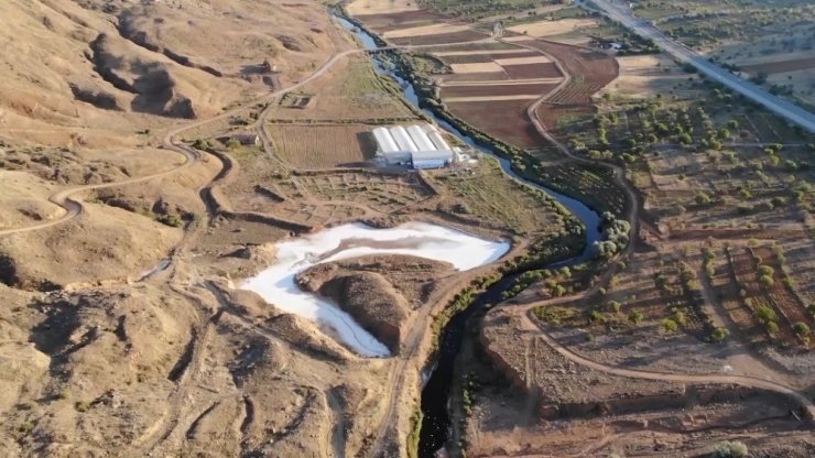 Dünyada nadir bulunan mineral deposu tuz 9 ülkeye ihraç ediliyor