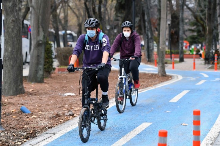 Başkent’te bisiklet yolu ağı genişliyor