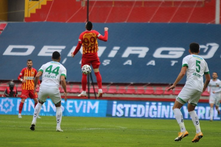 Süper Lig: Hes Kablo Kayserispor: 0 - Aytemiz Alanyaspor: 0 (İlk yarı)