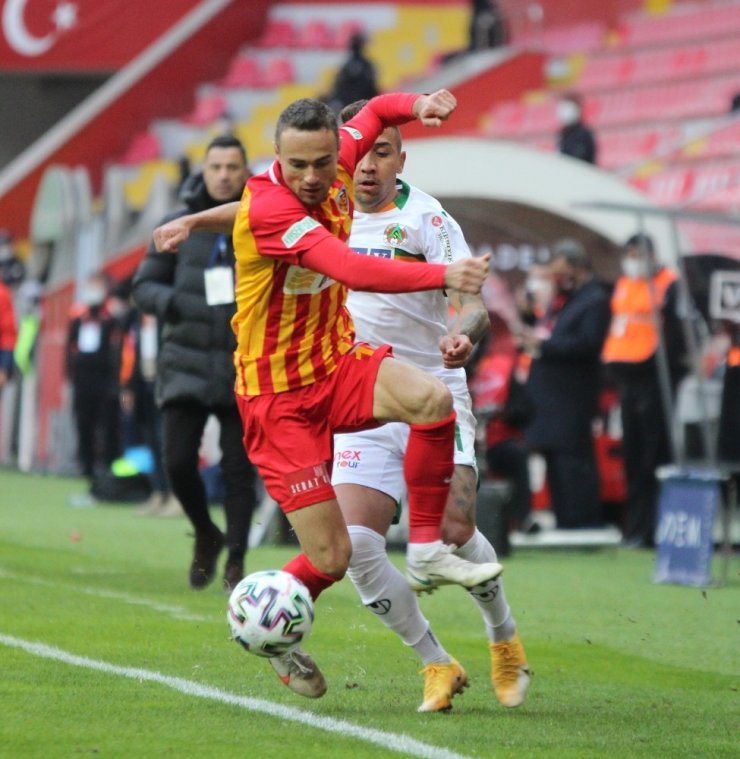 Süper Lig: Hes Kablo Kayserispor: 1 - Aytemiz Alanyaspor: 1 (Maç sonucu)