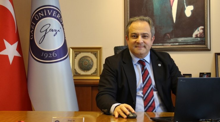 Bilim Kurulu Üyesi Prof. Dr. İlhan: “Pandeminin anayasası yok, pandeminin net kuralları yok”