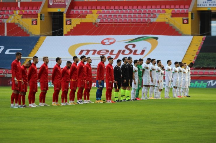 Süper Lig: Kayserispor: 0 - Alanyaspor: 0 (Maç devam ediyor)