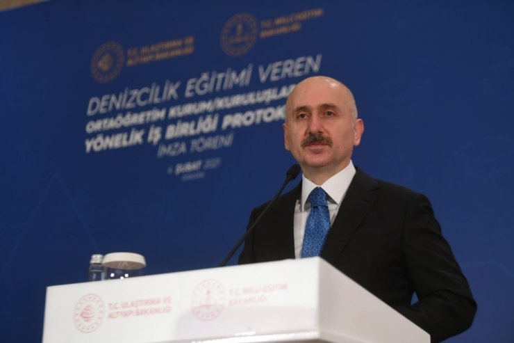 Bakan Karaismailoğlu: ”Başarıların sürdürülebilir olması, denizcilerimizin artan yetkinliklerle yetiştirilmesiyle mümkündür"