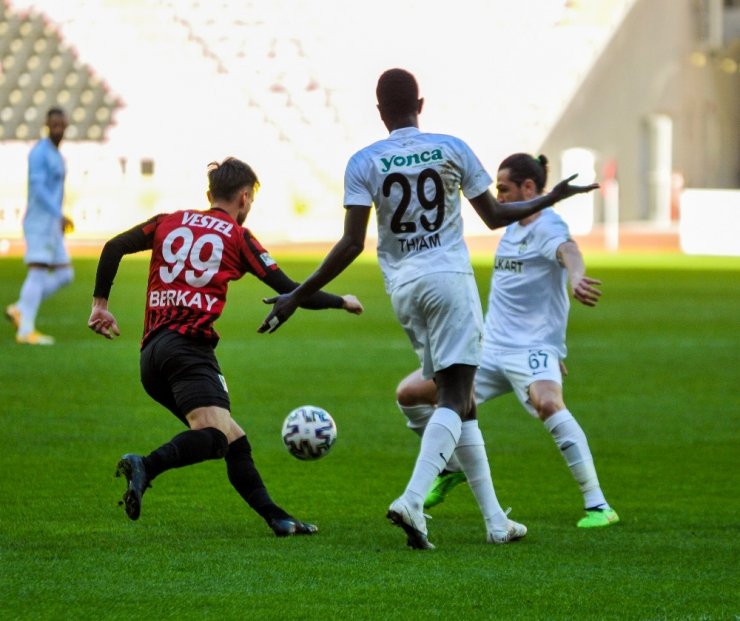 TFF 1. Lig: Eskişehirspor: 0 - Altay: 5 (Maç sonucu)