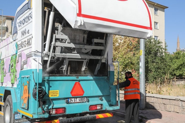 Talas’ın sokaklarına hijyen ve güzel kokular hakim