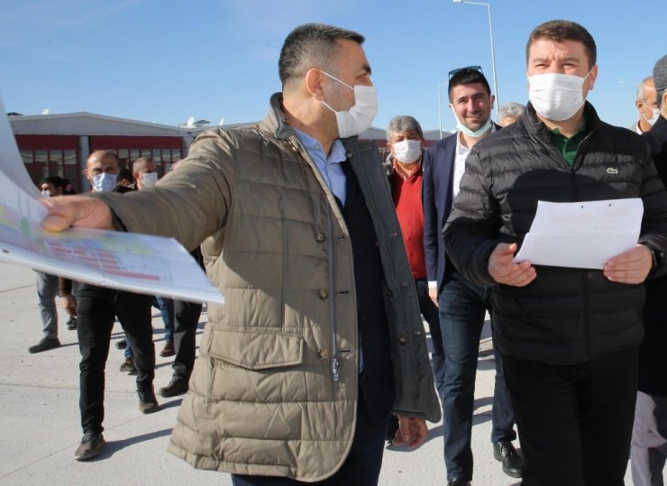 Başkan Dinçer: “Sanayi sitesi yıl içerisinde hak sahiplerine teslim edilecek”