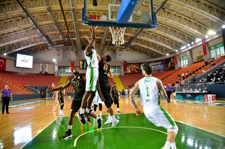 Mamak’ta Türkiye Basketbol Ligi’nin son 10 yılına damga vuran sayı rekoru kırıldı