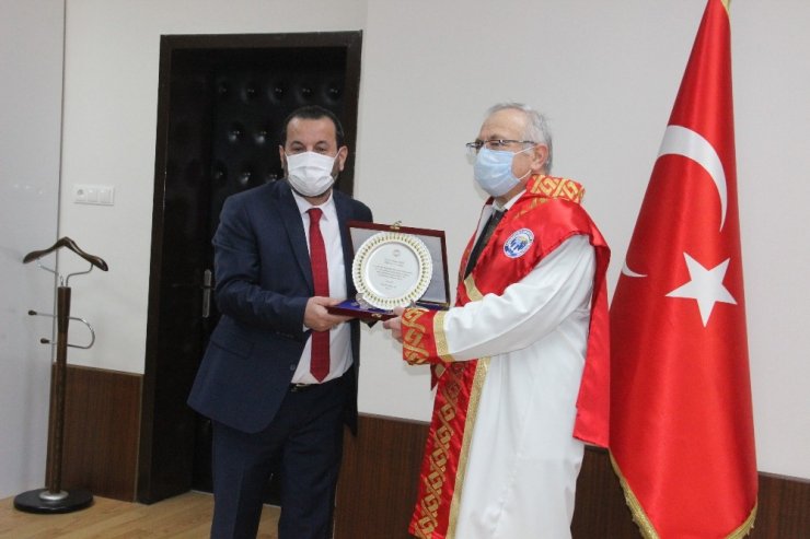 KMÜ Rektörü Prof. Dr. Namık Ak dönemi başladı