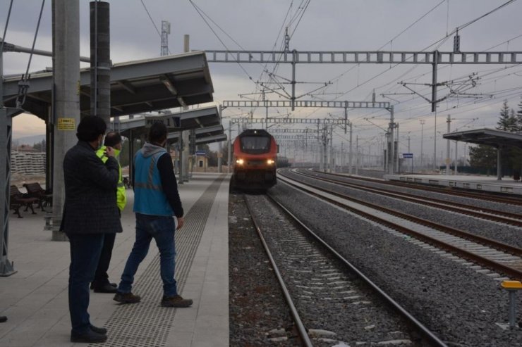 Konya-Karaman Yüksek Hızlı Tren Hattında test sürüşleri başladı