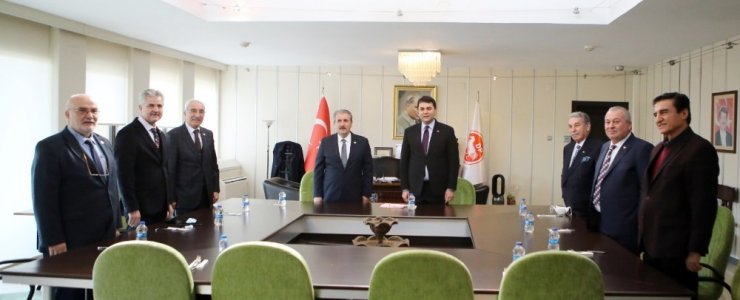 BBP lideri Destici’den DP Genel Başkanı Uysal’a ’yeni anayasa’ ziyareti