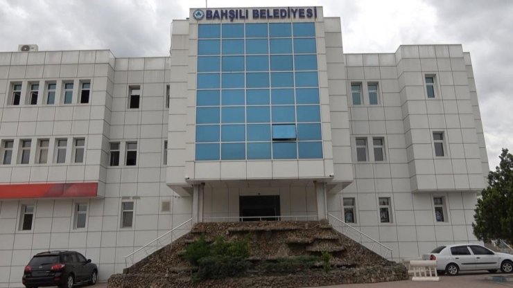 Bahşılı Belediye meclisinden karar çıktı: Eski belediye başkanlarının isimleri cadde ve sokaklarda