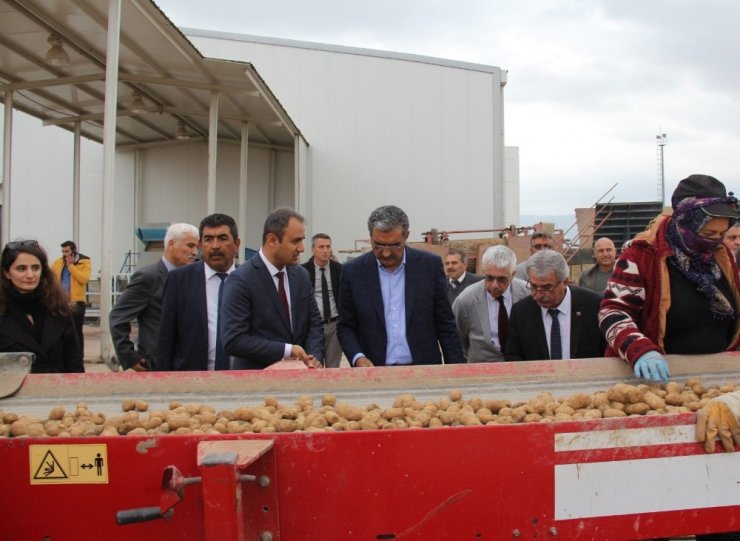 Konya Şeker Seydibey Tesislerini kurdu hem üretici kazandı hem de ülke kazandı