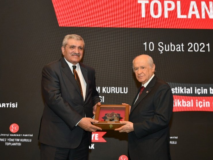 Bahçeli: "AYM’nin hak ihlali kararı, söz konusu CHP’liye otomatik olarak milletvekilliği sıfatı kazandırmayacaktır”