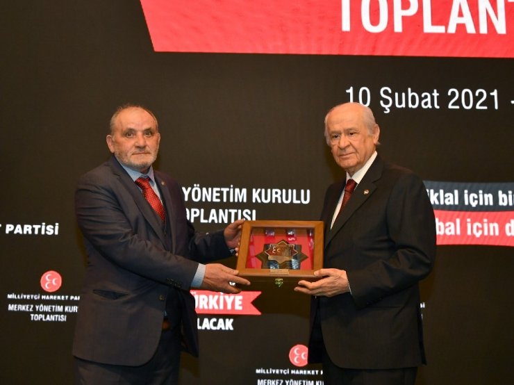 Bahçeli: "AYM’nin hak ihlali kararı, söz konusu CHP’liye otomatik olarak milletvekilliği sıfatı kazandırmayacaktır”