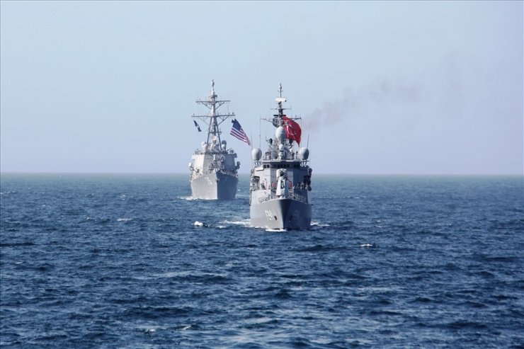 Türk ve ABD Deniz Kuvvetleri’nden Karadeniz’de ortak eğitim