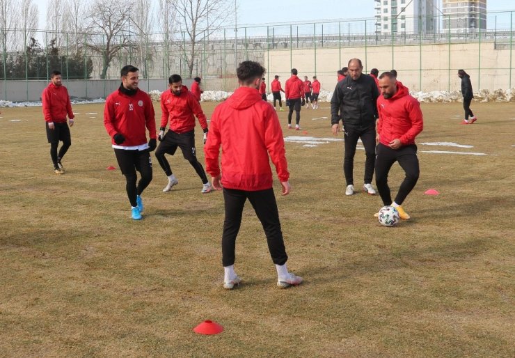 Sivas Belediyespor, Serik maçına hazırlanıyor