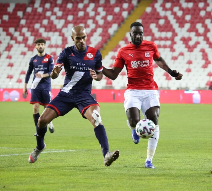 Ziraat Türkiye Kupası: DG Sivasspor: 0 - FTA Antalyaspor: 1 (Maç sonucu)