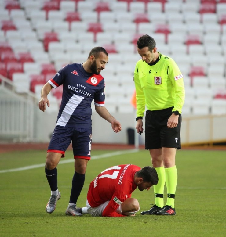 Ziraat Türkiye Kupası: Sivasspor: 0 - Antalyaspor: 0 (Maç devam ediyor)