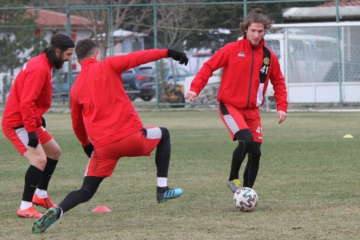 EsEs Ümraniyespor maçı hazırlıklarını tamamladı