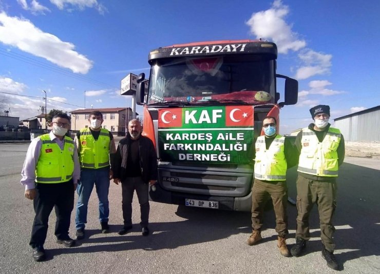 KAF Derneği Gönüllülerinden İdlip’e insani yardım tırı