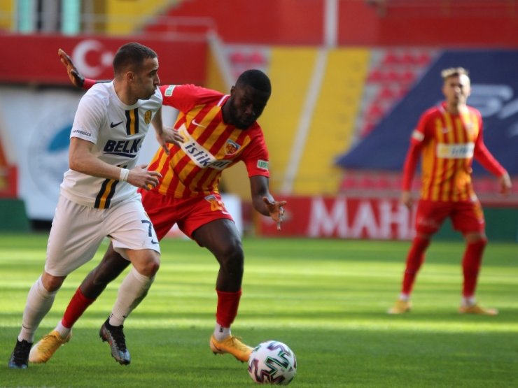 Süper Lig: Kayserispor: 0 - MKE Ankaragücü: 0 (Maç Sonucu)