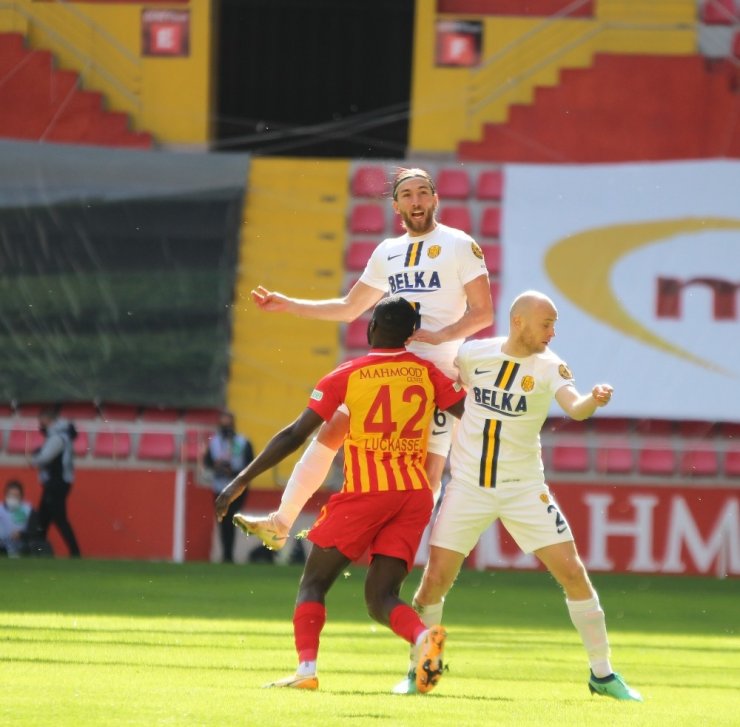 Süper Lig: Kayserispor: 0 - Ankaragücü: 0 (Maç devam ediyor)