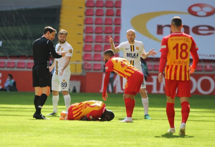 Süper Lig: Kayserispor: 0 - Ankaragücü: 0 (Maç devam ediyor)