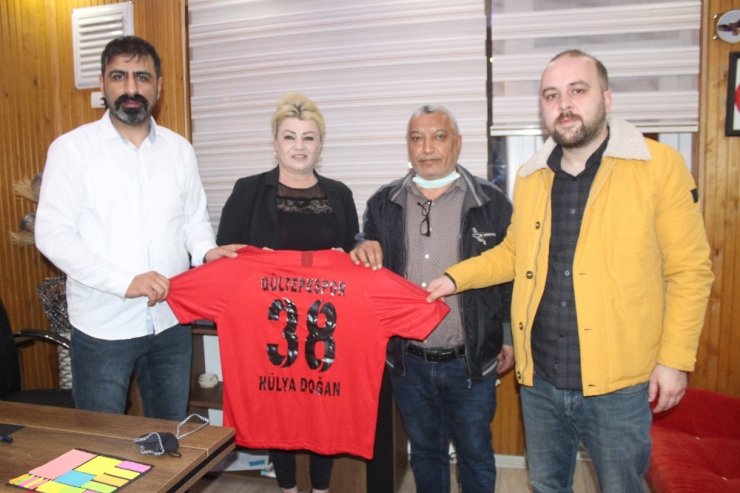 Berna Gözbaşı örnek oldu, Kayseri’de ikinci kadın kulüp başkanı göreve başladı