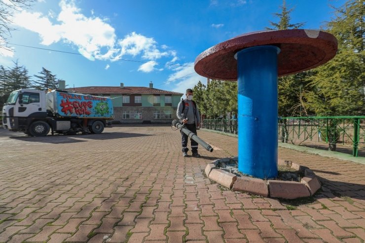 Talas Belediyesi okulları yüz yüze eğitime hazırladı