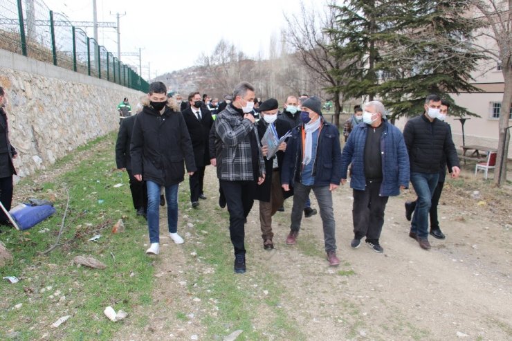 Mamak Belediyesi’nden iki mahallede hizmet seferberliği