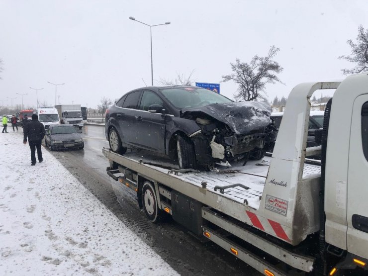 Eskişehir yeniden beyaz örtü altında