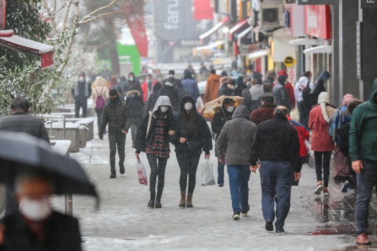 Ankara’da kar etkisini artırdı