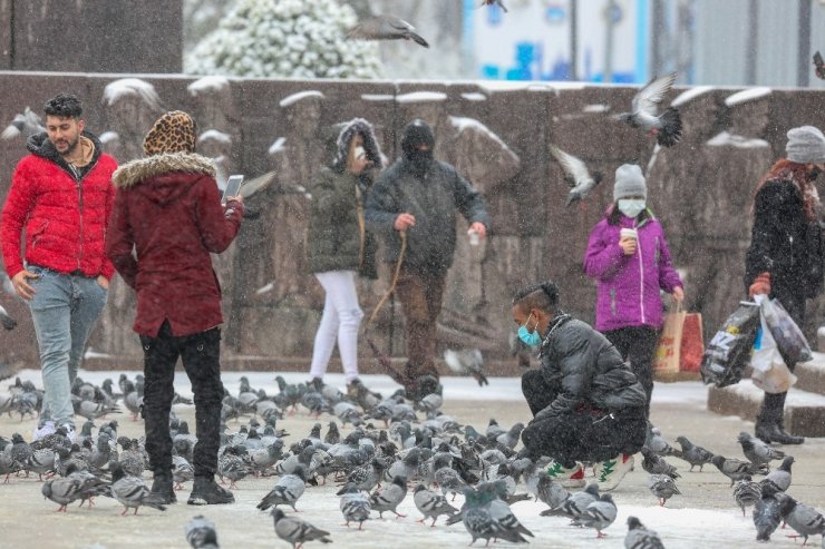 Ankara’da kar etkisini artırdı