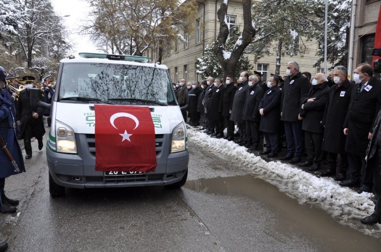 Gara şehidi Eskişehirli Mevlüt Kahveci son yolculuğuna uğurlandı