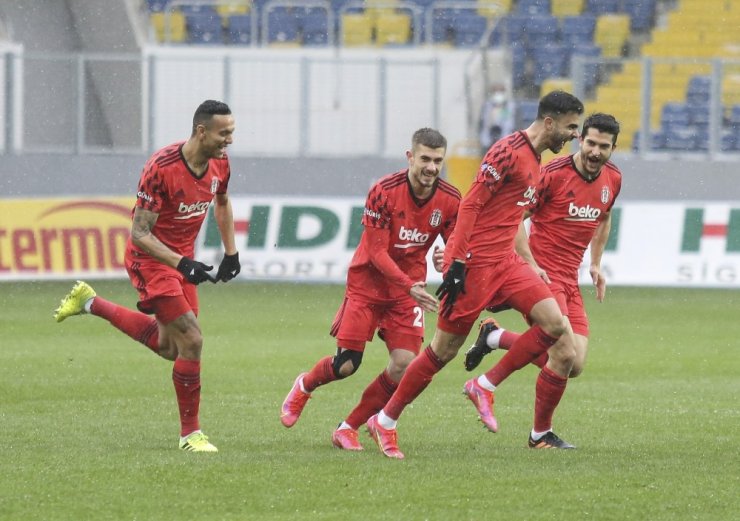 Süper Lig: Gençlerbirliği: 0 - Beşiktaş: 1 (İlk yarı)