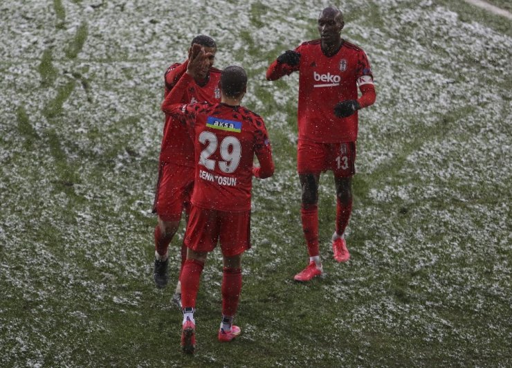 Süper Lig: Gençlerbirliği: 0 - Beşiktaş JK: 3 (Maç sonucu)