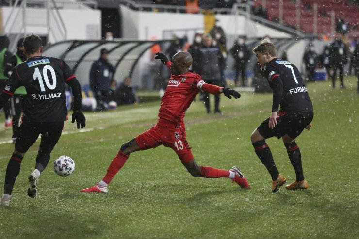 Süper Lig: Gençlerbirliği: 0 - Beşiktaş JK: 3 (Maç sonucu)