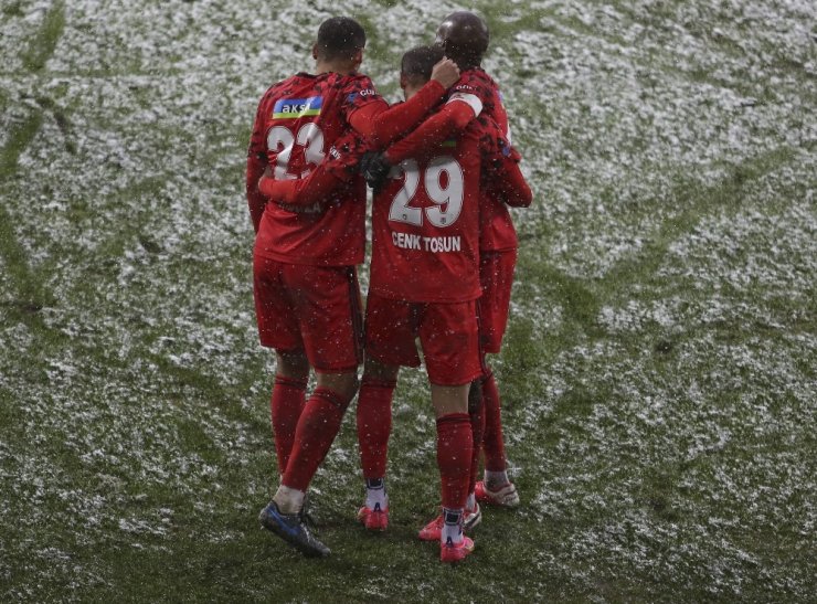 Süper Lig: Gençlerbirliği: 0 - Beşiktaş JK: 3 (Maç sonucu)